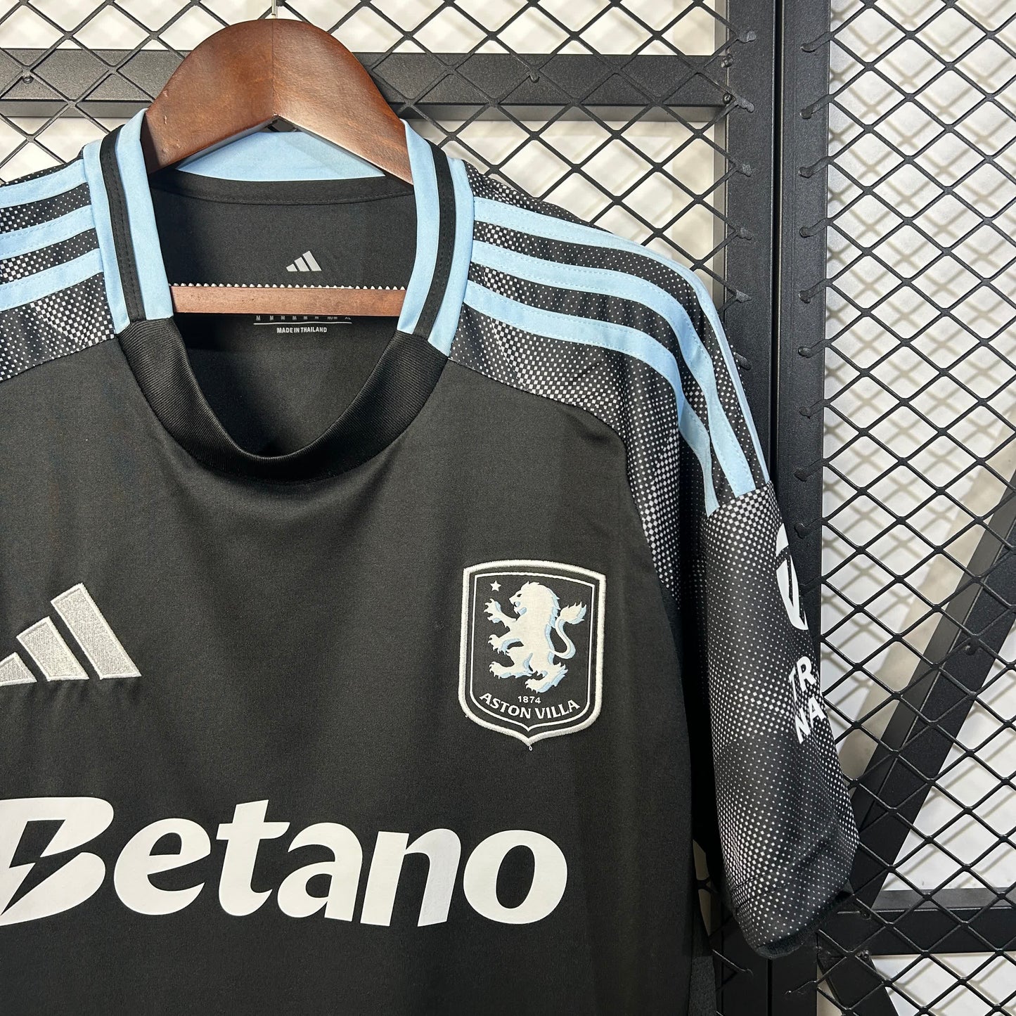 Aston Villa away 2025-2026
