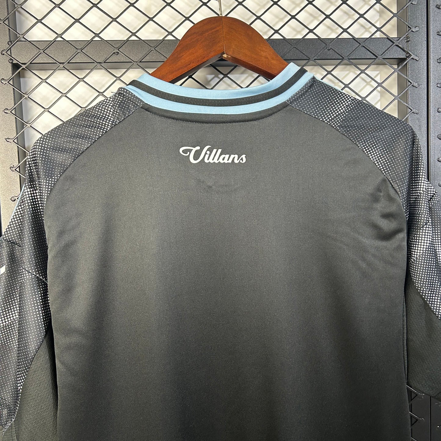 Aston Villa away 2025-2026