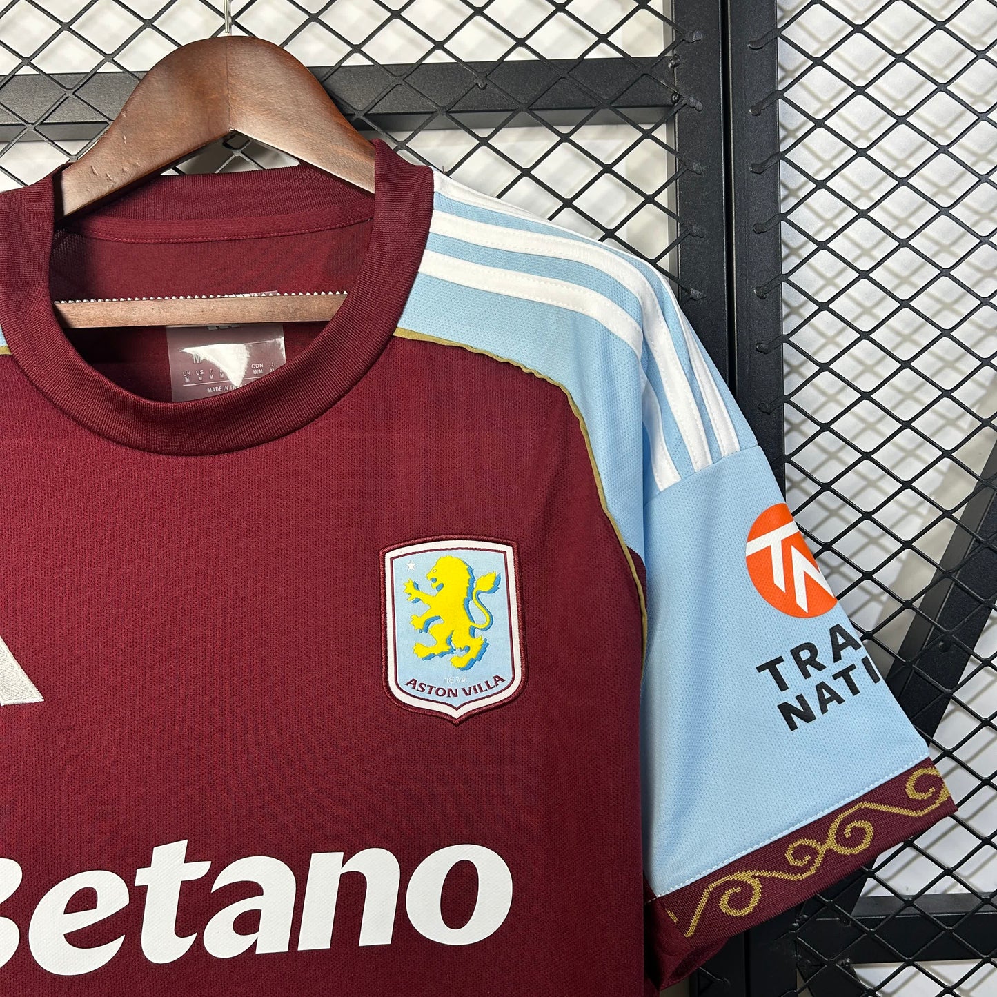 Aston Villa home 2025-2026