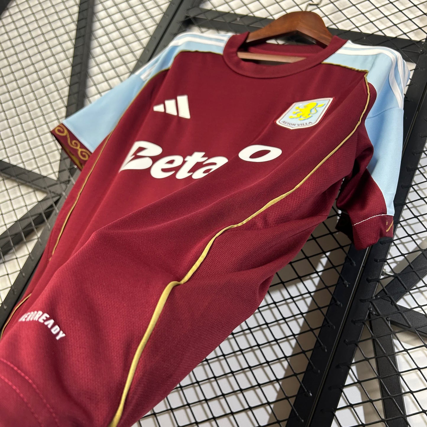 Aston Villa home 2025-2026