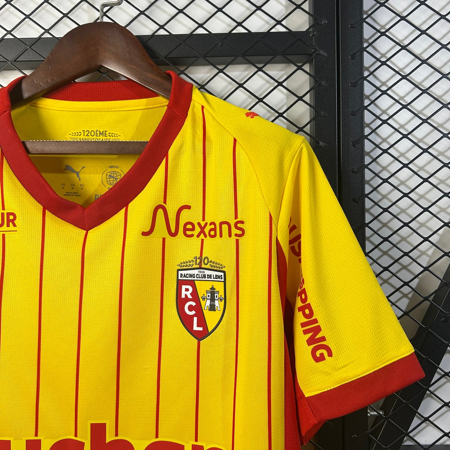 Lens home 2025-2026