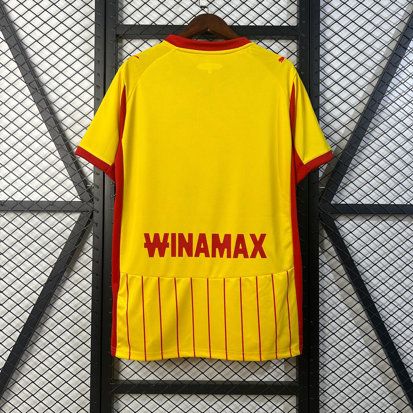Lens home 2025-2026