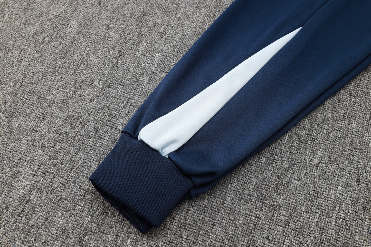 Tracksuit France