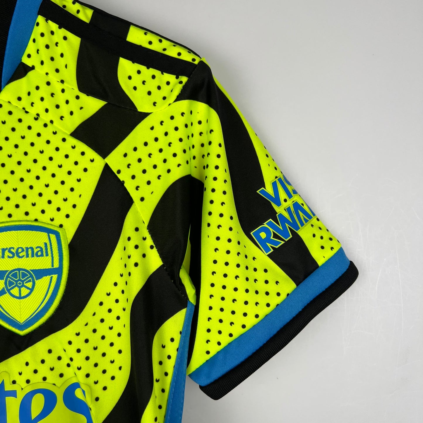 Kids Arsenal 2023-2024 Kit