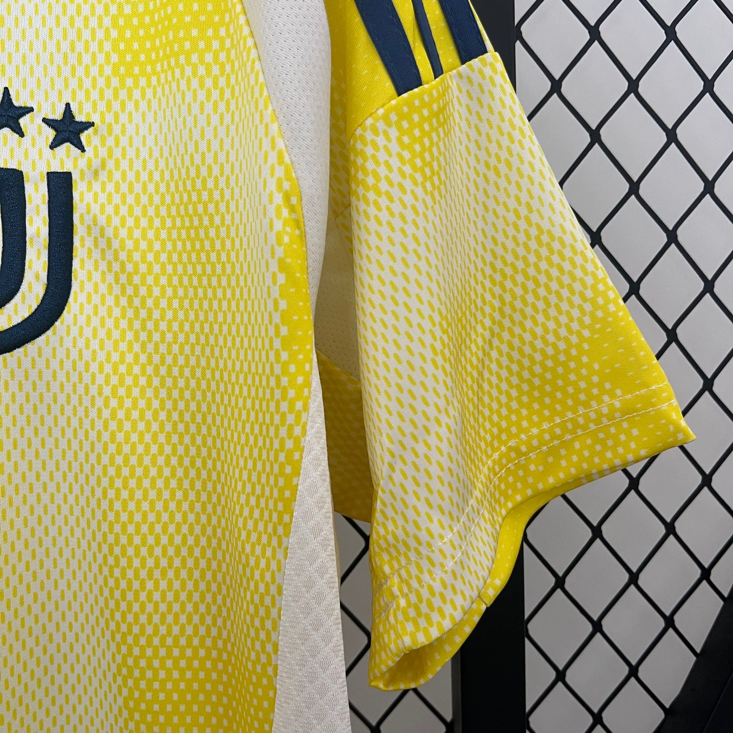 Juve away 2024-2025