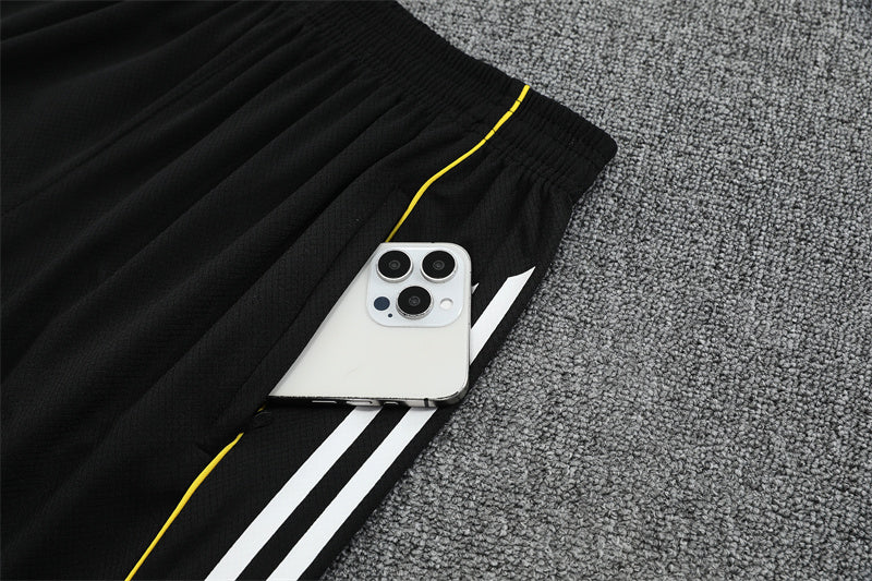 Training kit Real Madrid black 25/26