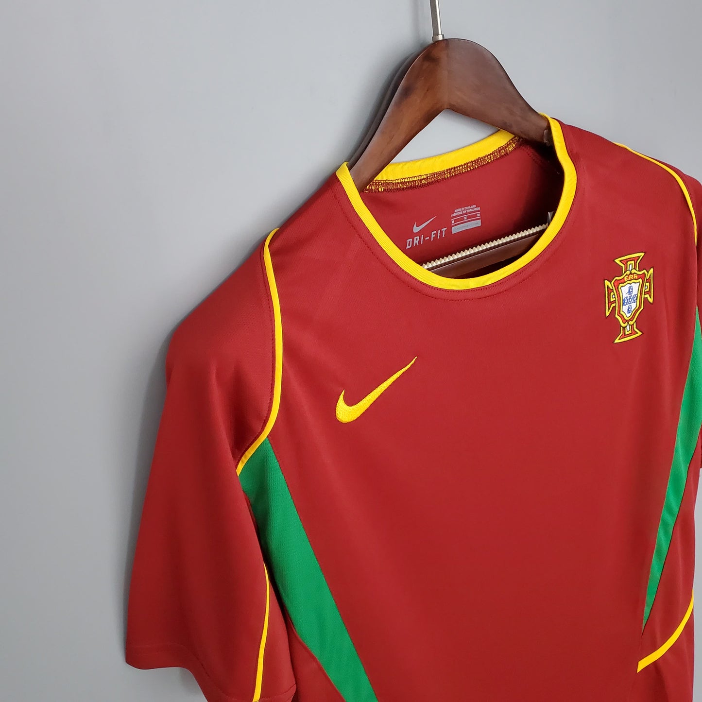 Portugal Retró 2002 home