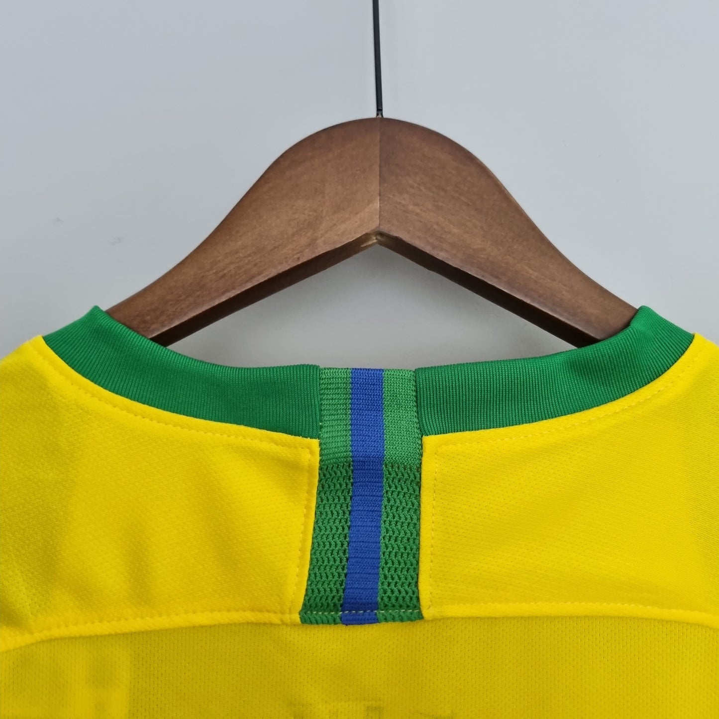 Brazil Retró 2018 home
