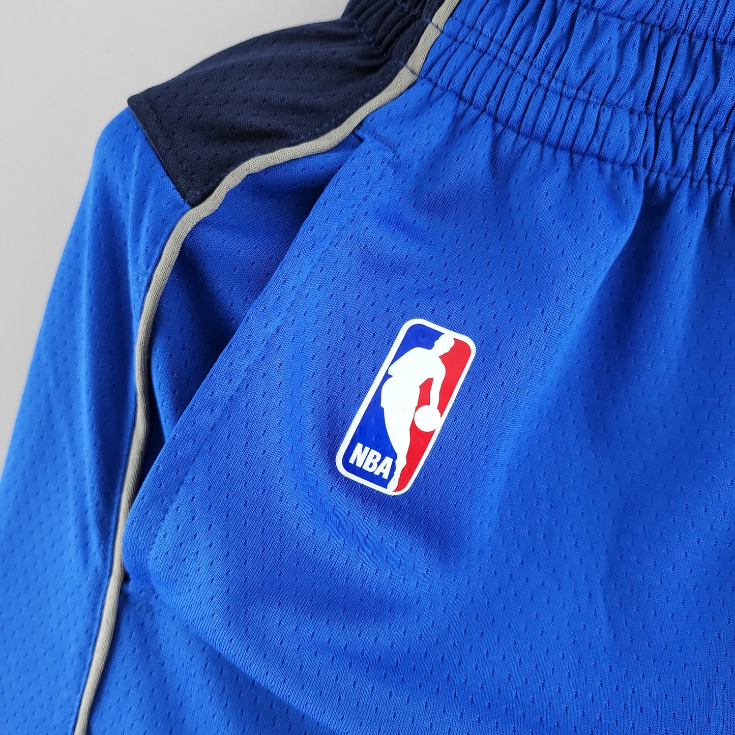 NBA Dallas Mavericks blue shorts