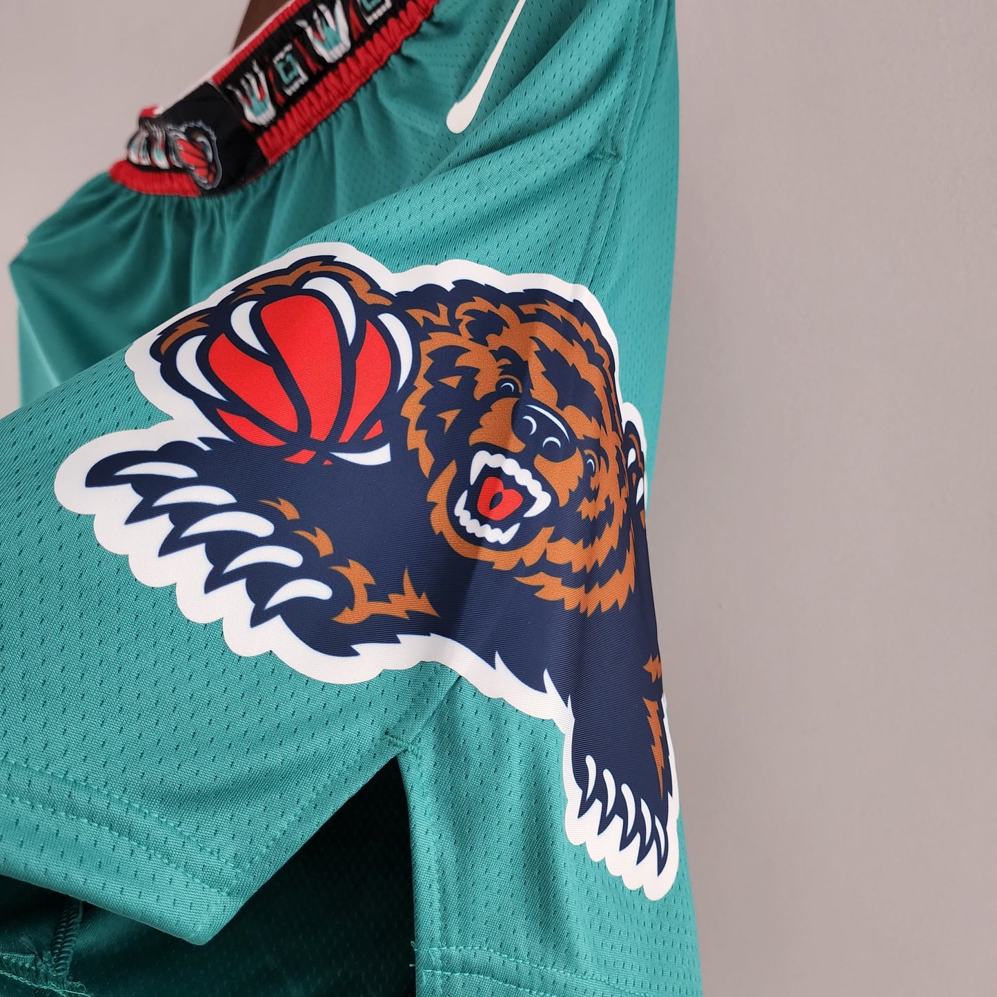 NBA Memphis Grizzlies green shorts