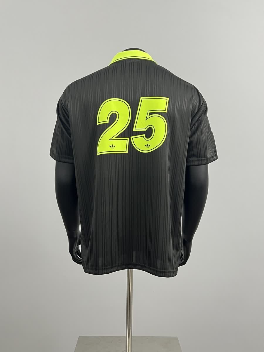 Oasis limited edition black yellow