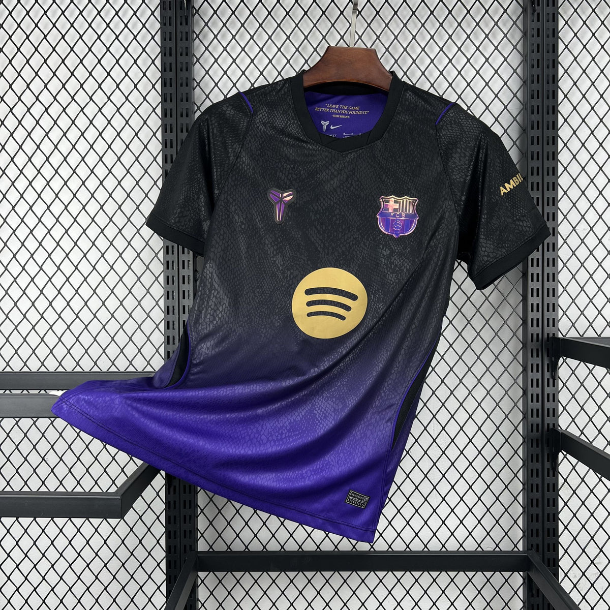 Barcelona away 2026-2027