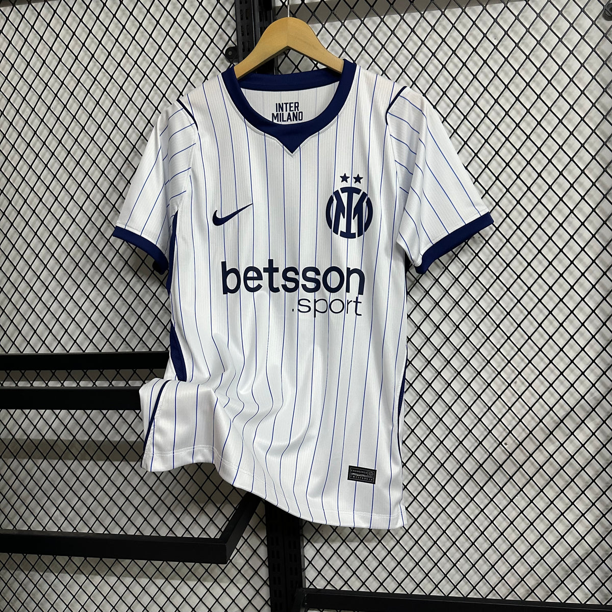 Inter away 2026-2027