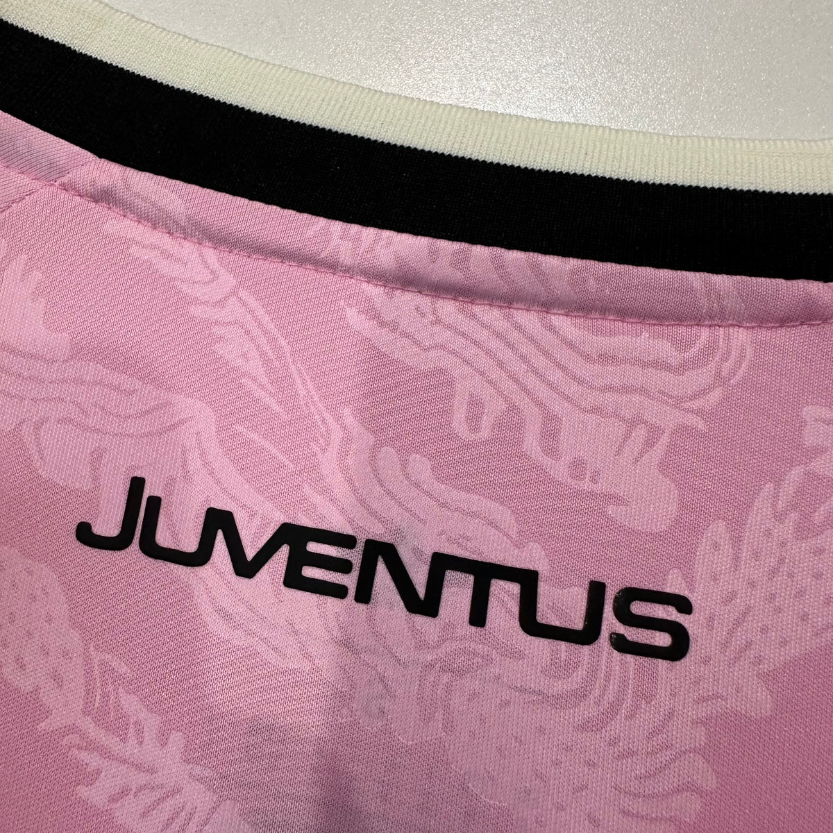 Juventus away 2026-2027