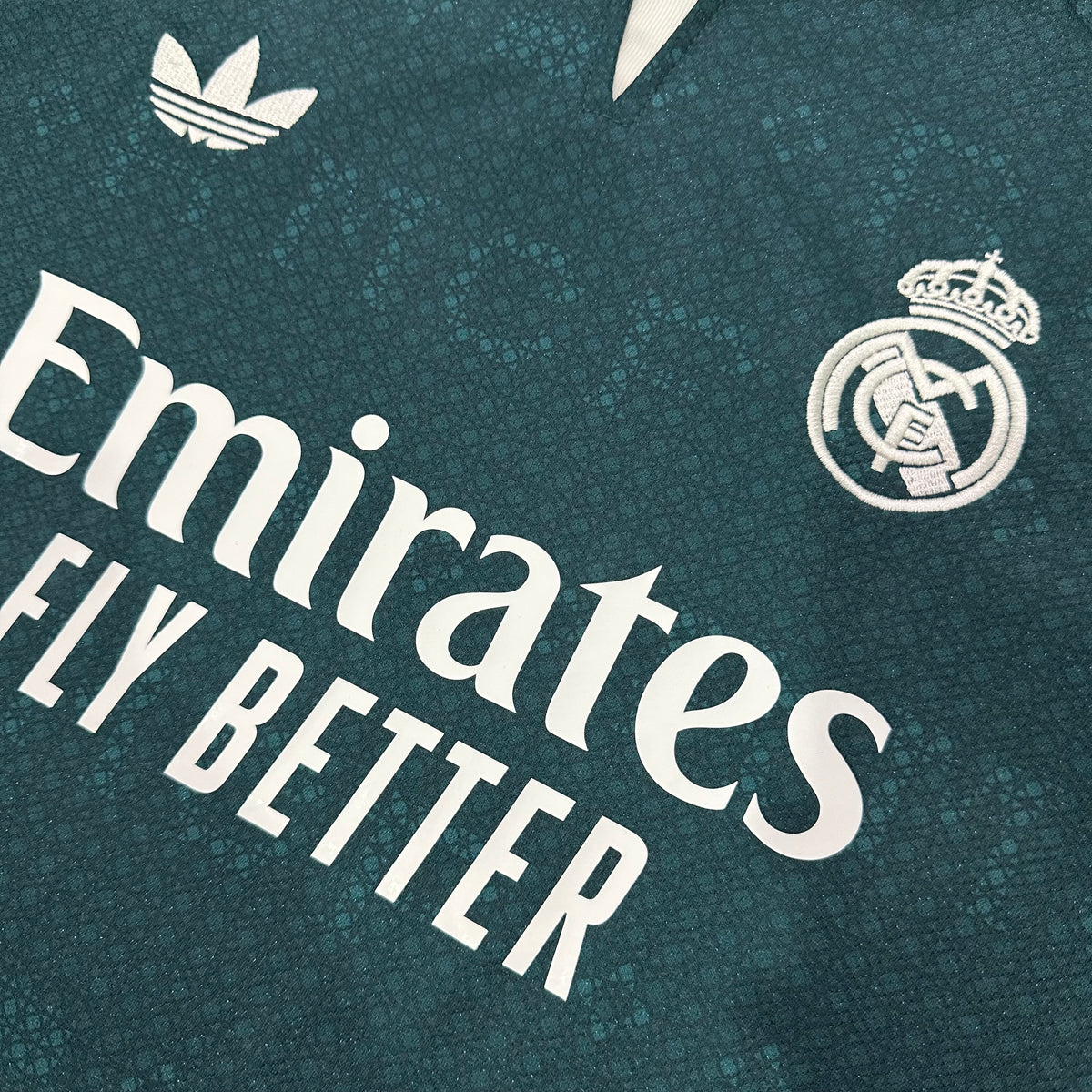 Real Madrid away 2026-2027