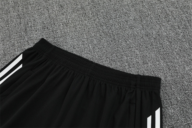 Training kit Liverpool green 25/26