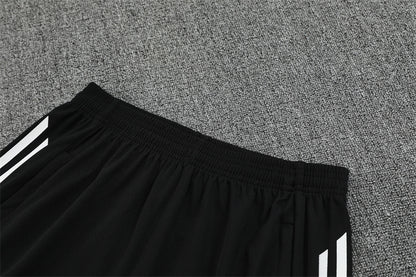 Training kit Liverpool green 25/26