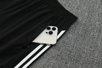 Training kit Liverpool green 25/26