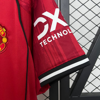 Manchester United home 2025-2026
