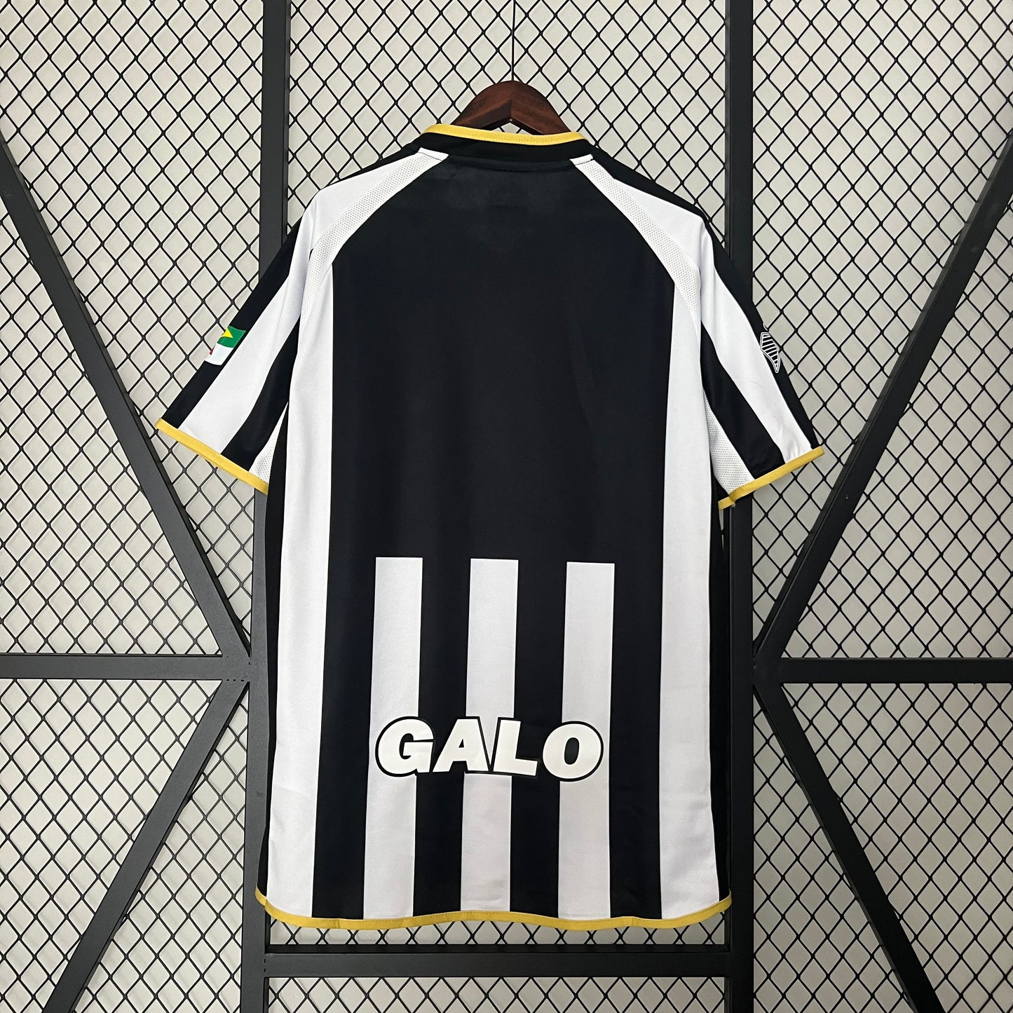 Atletico Mineiro Retró 2003 home
