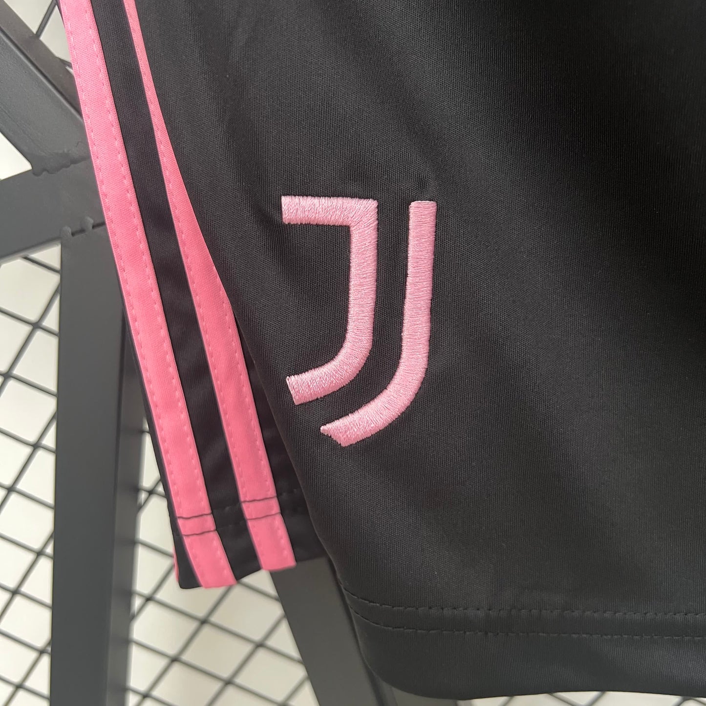 Juventus black/pink shorts 26