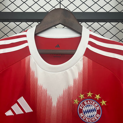 Bayern Munchen home 2025-2026