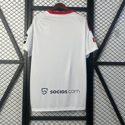 Sevilla home 2025-2026