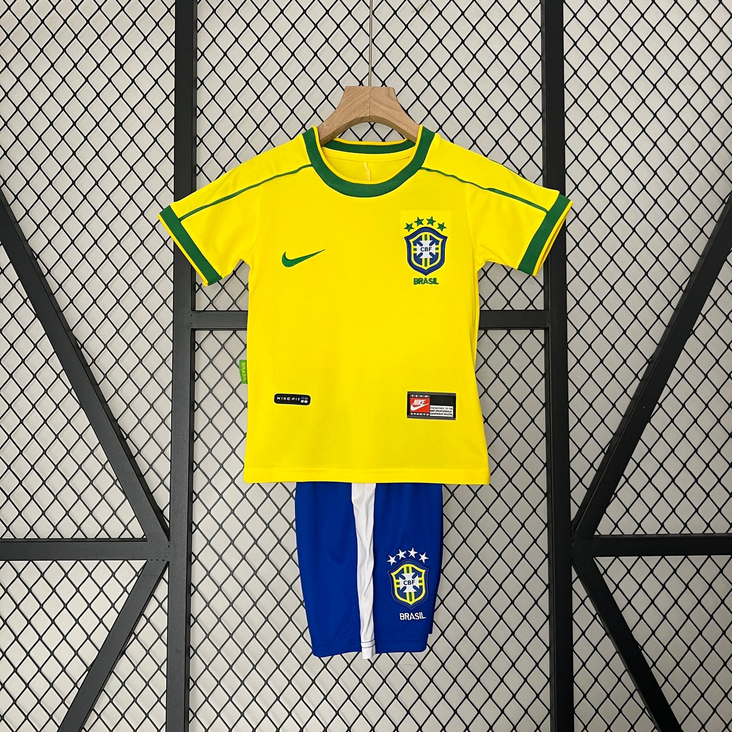 Kids Brasil 1998 Kit