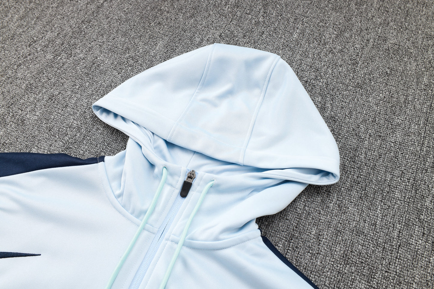 Tracksuit France