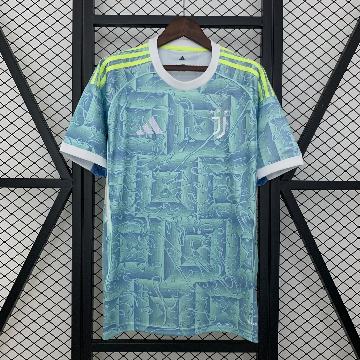 Juve away 2025-2026