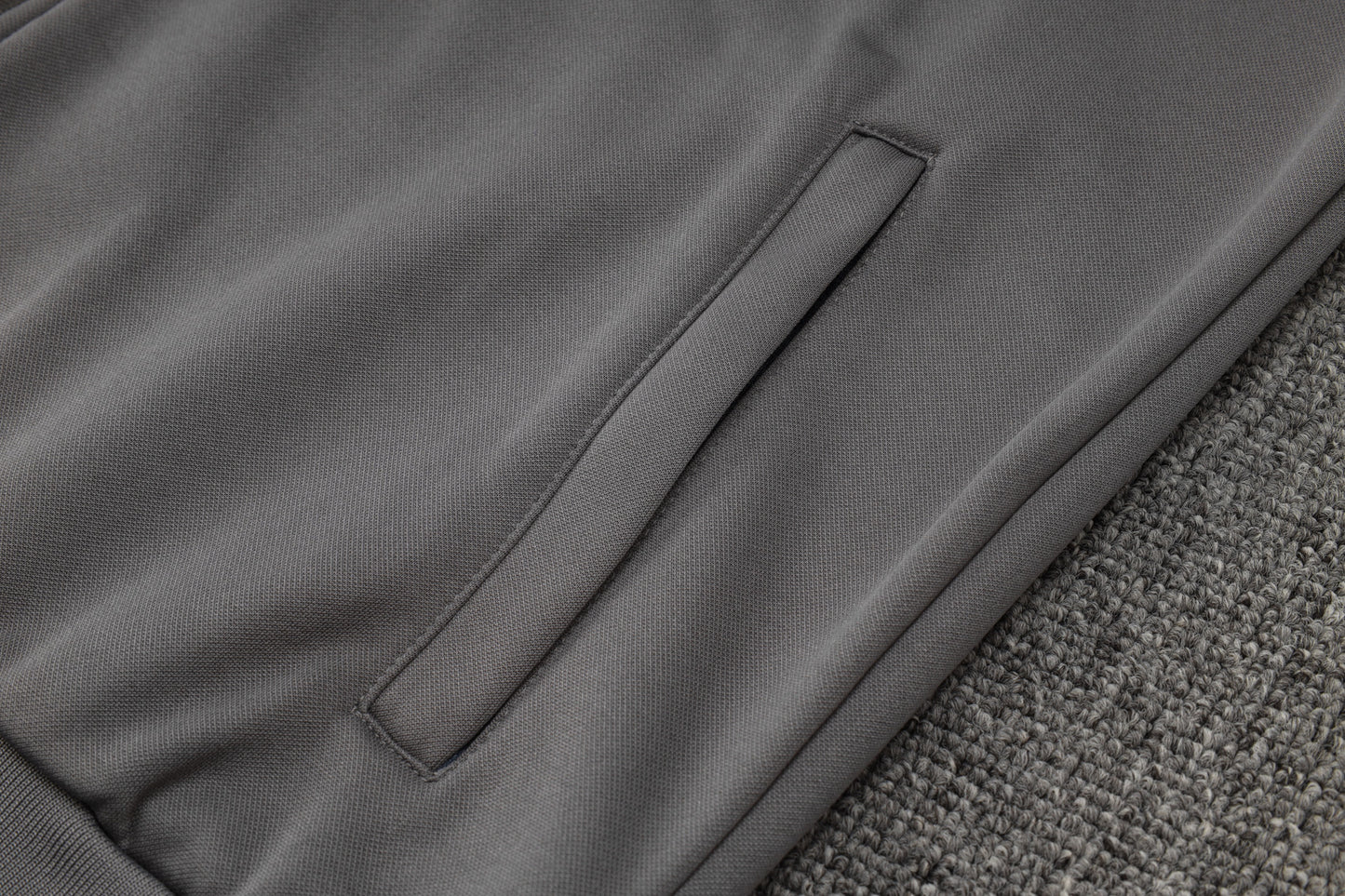 Tracksuit Tottenham grey