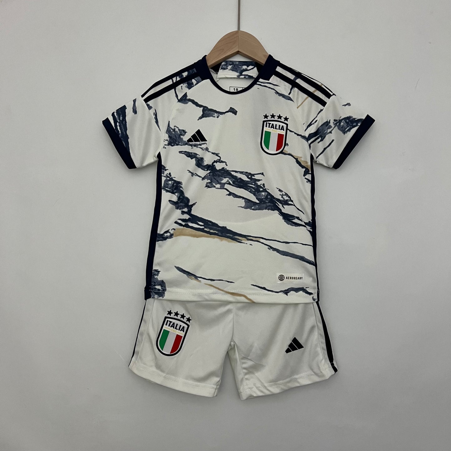 Kids Italy away 2023 Kit