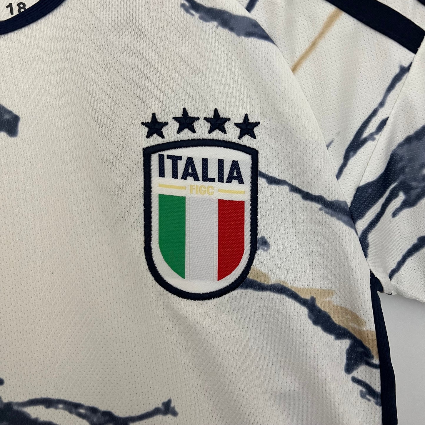 Kids Italy away 2023 Kit