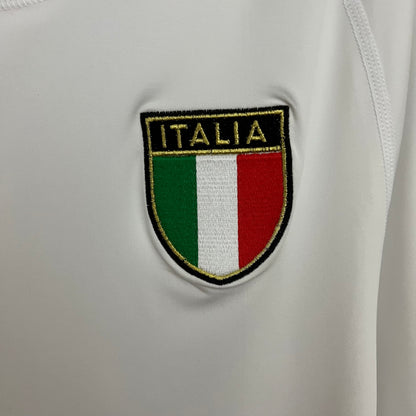 Italy Retró 2000 away
