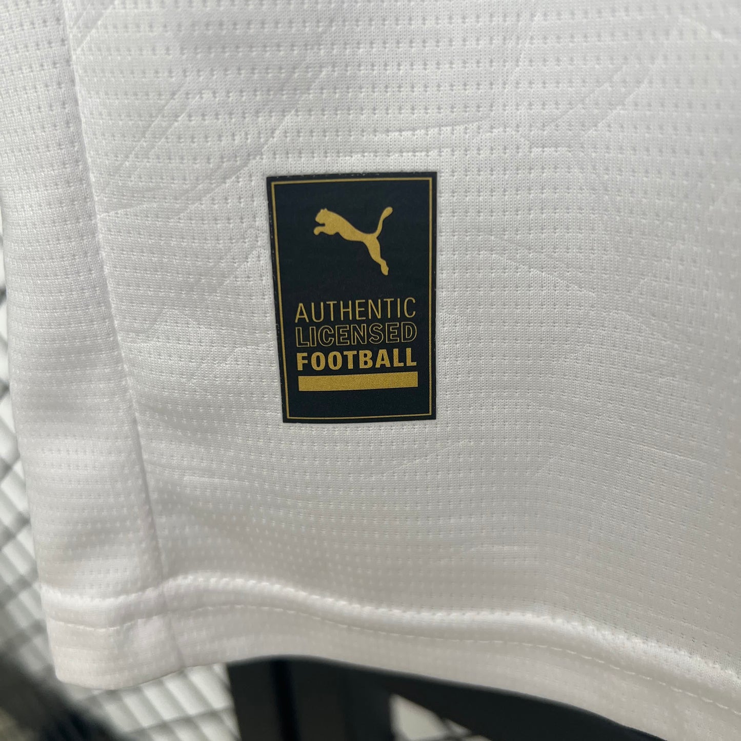 Valencia home 2025-2026