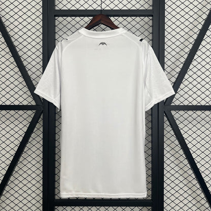 Valencia home 2025-2026