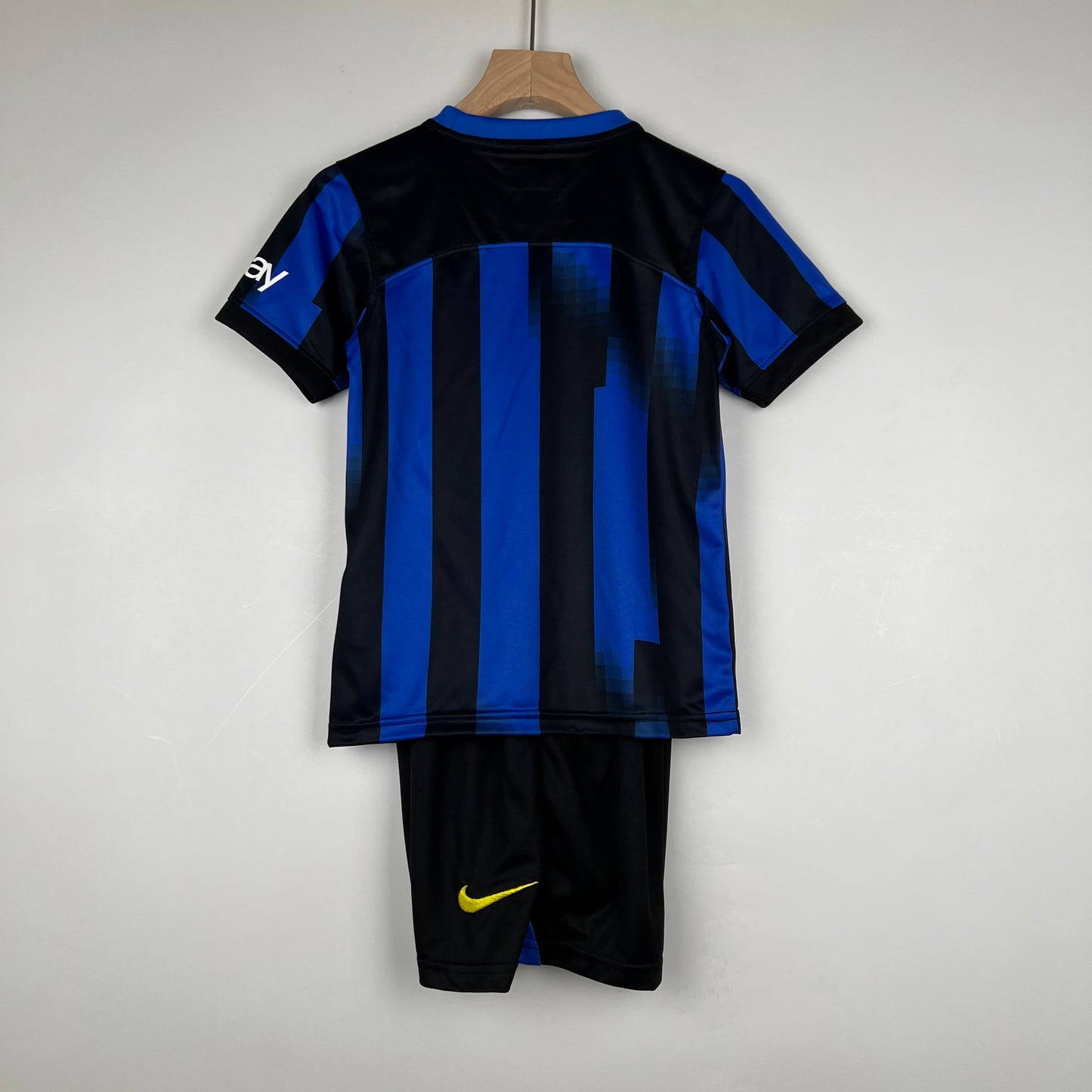 Kids Inter 23/24 Kit