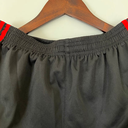 Milan black/red shorts