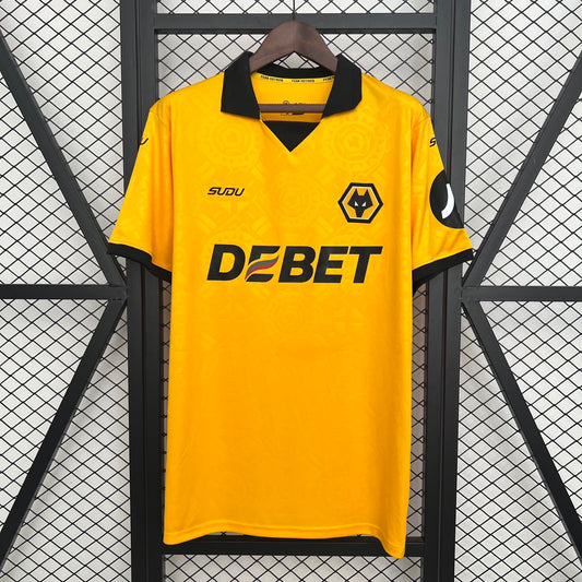 Wolves Home 2025-2026