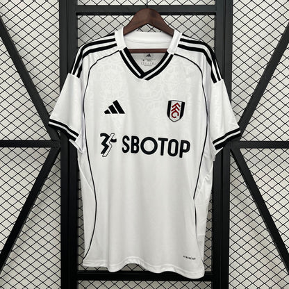 Fulham home 2025-2026