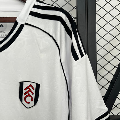 Fulham home 2025-2026