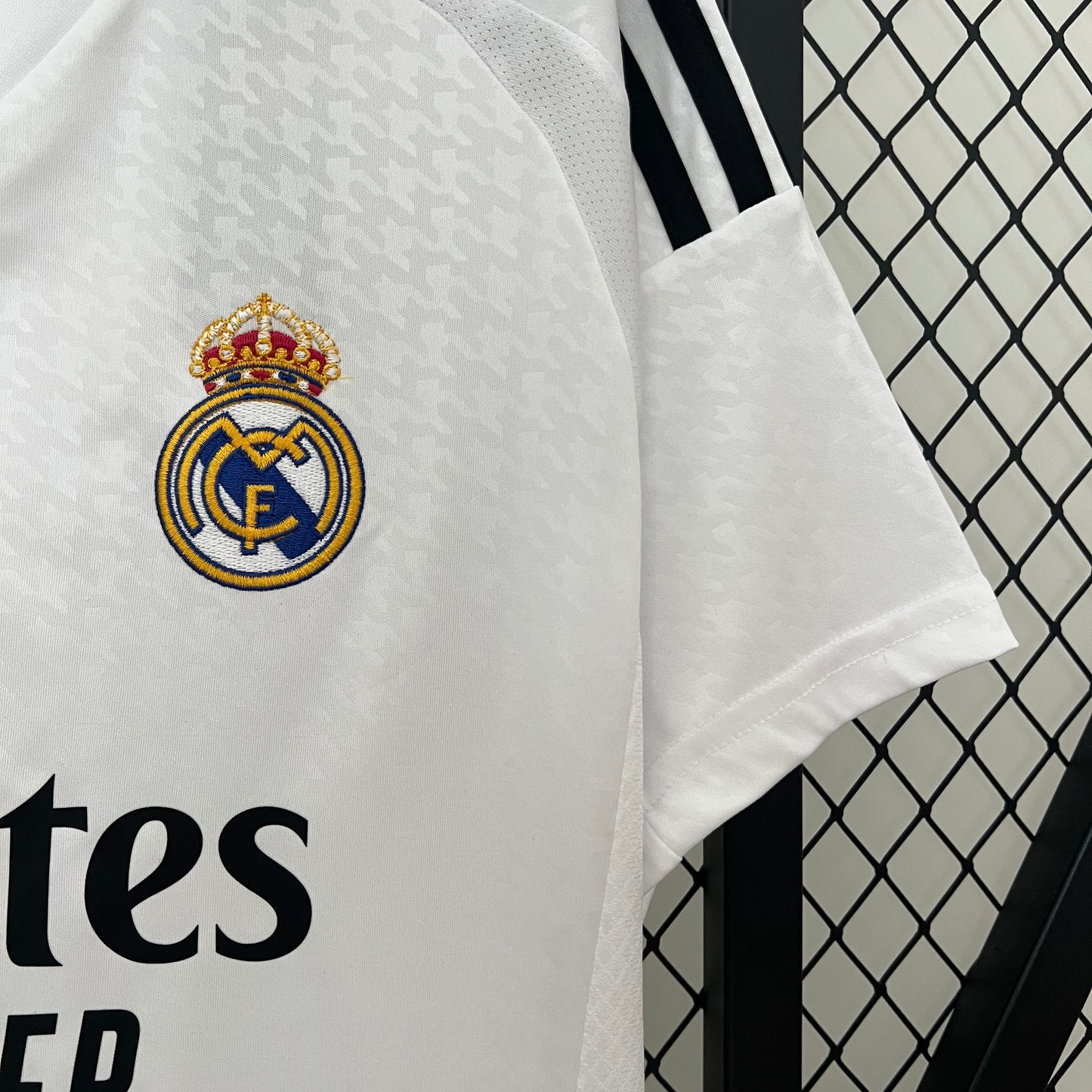 Real Madrid home 2024-2025