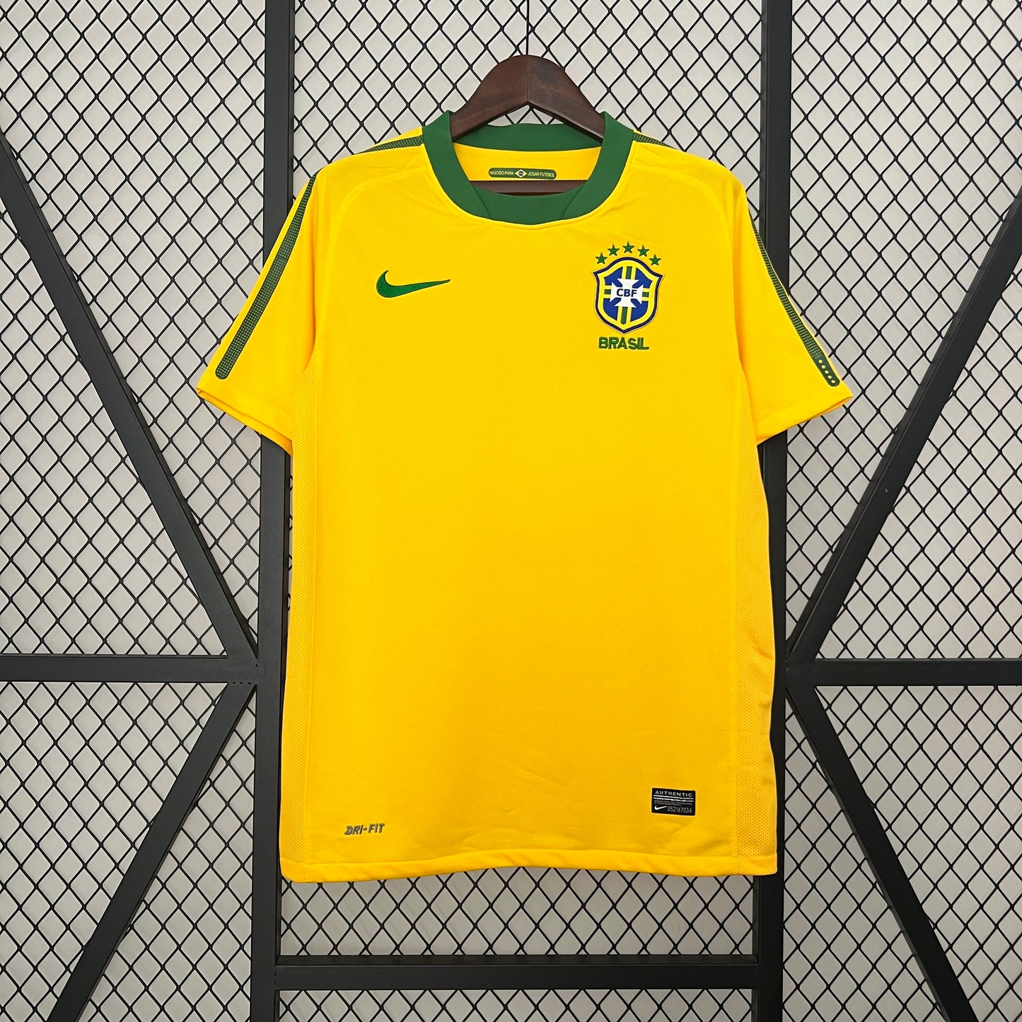 Brazil Retró 2010 home