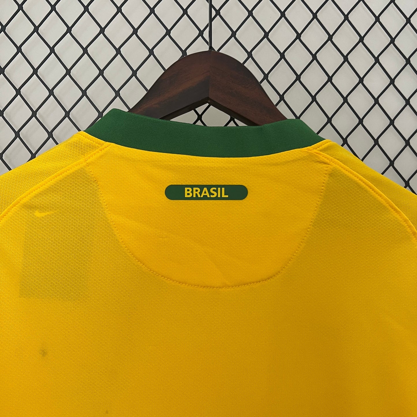 Brazil Retró 2010 home