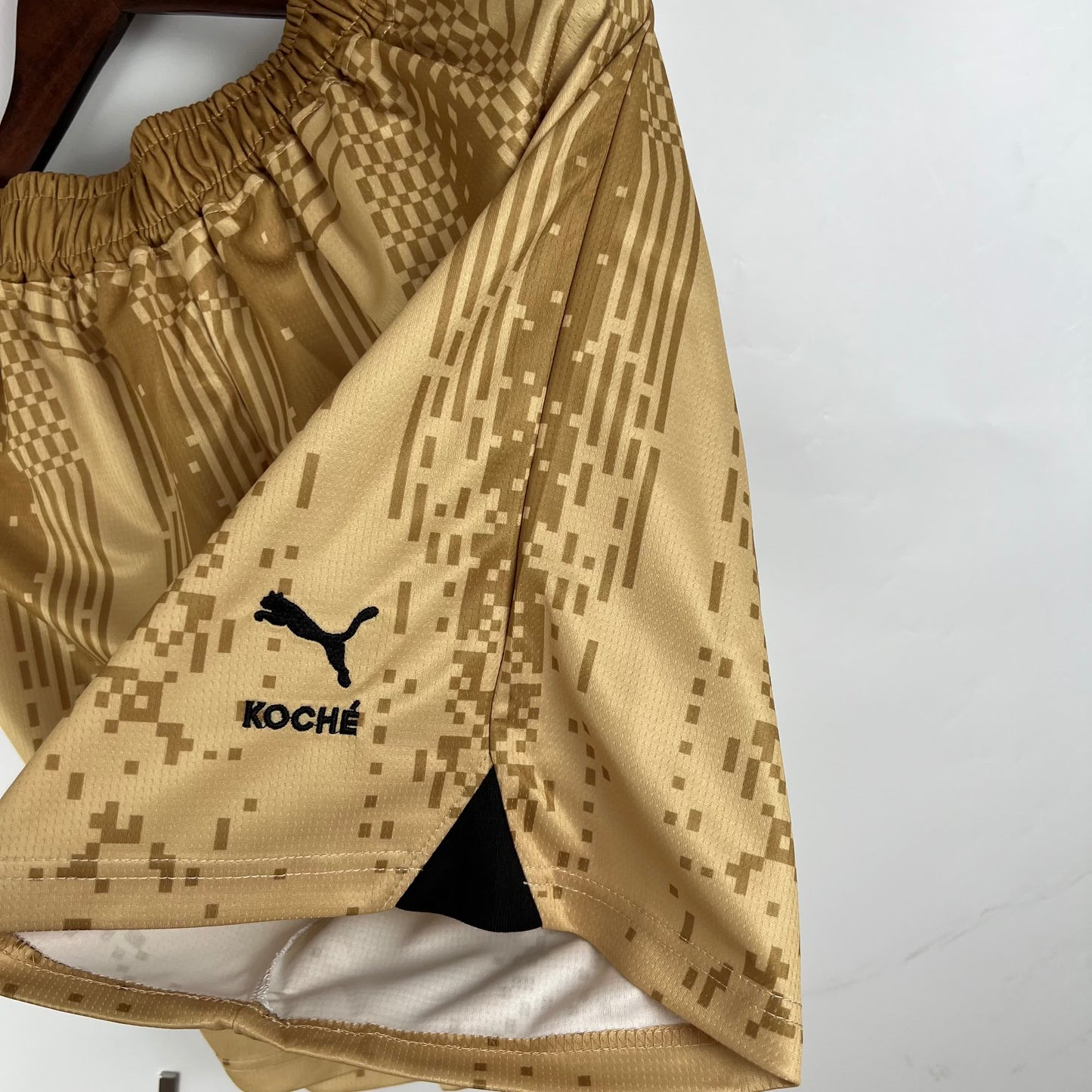 Milan gold shorts 24