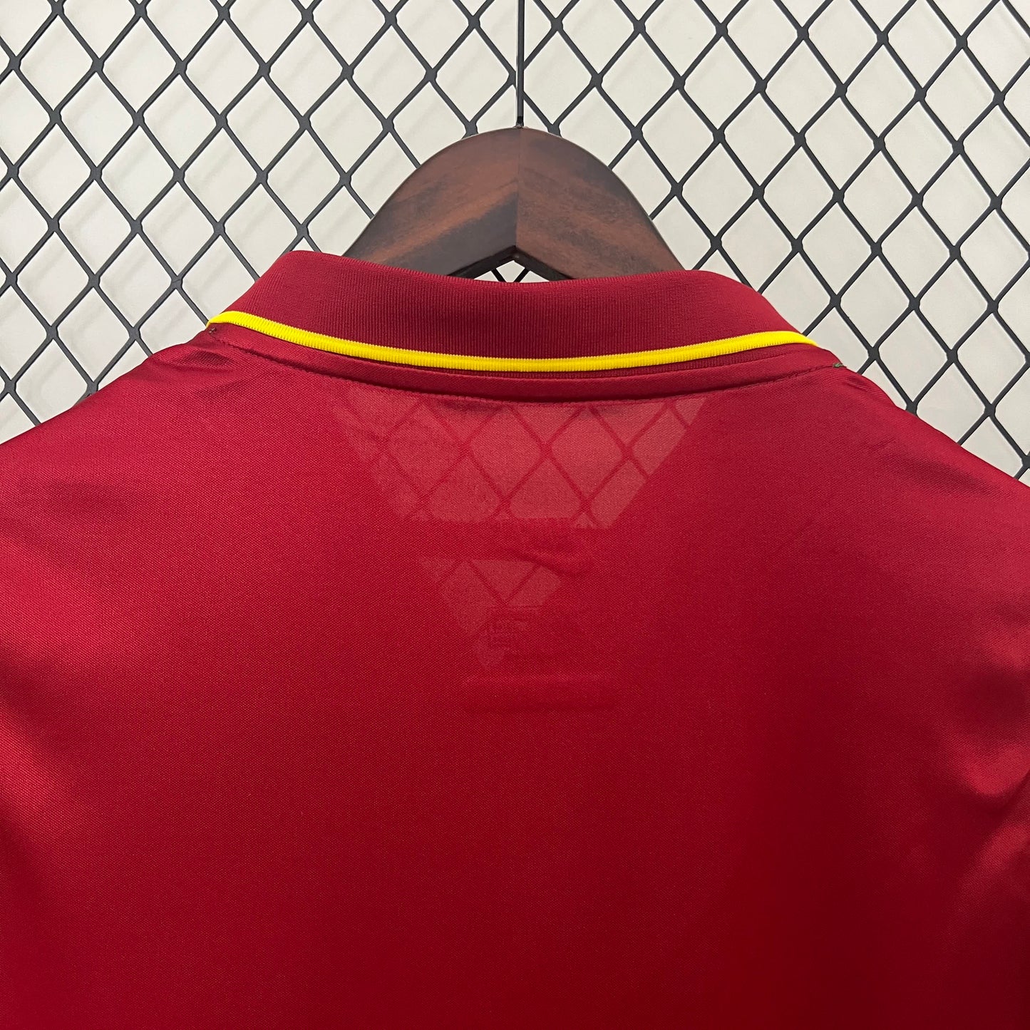 Portugal Retró 1999 home