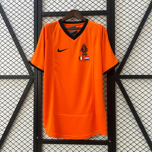 Netherlands Retró 2000 home