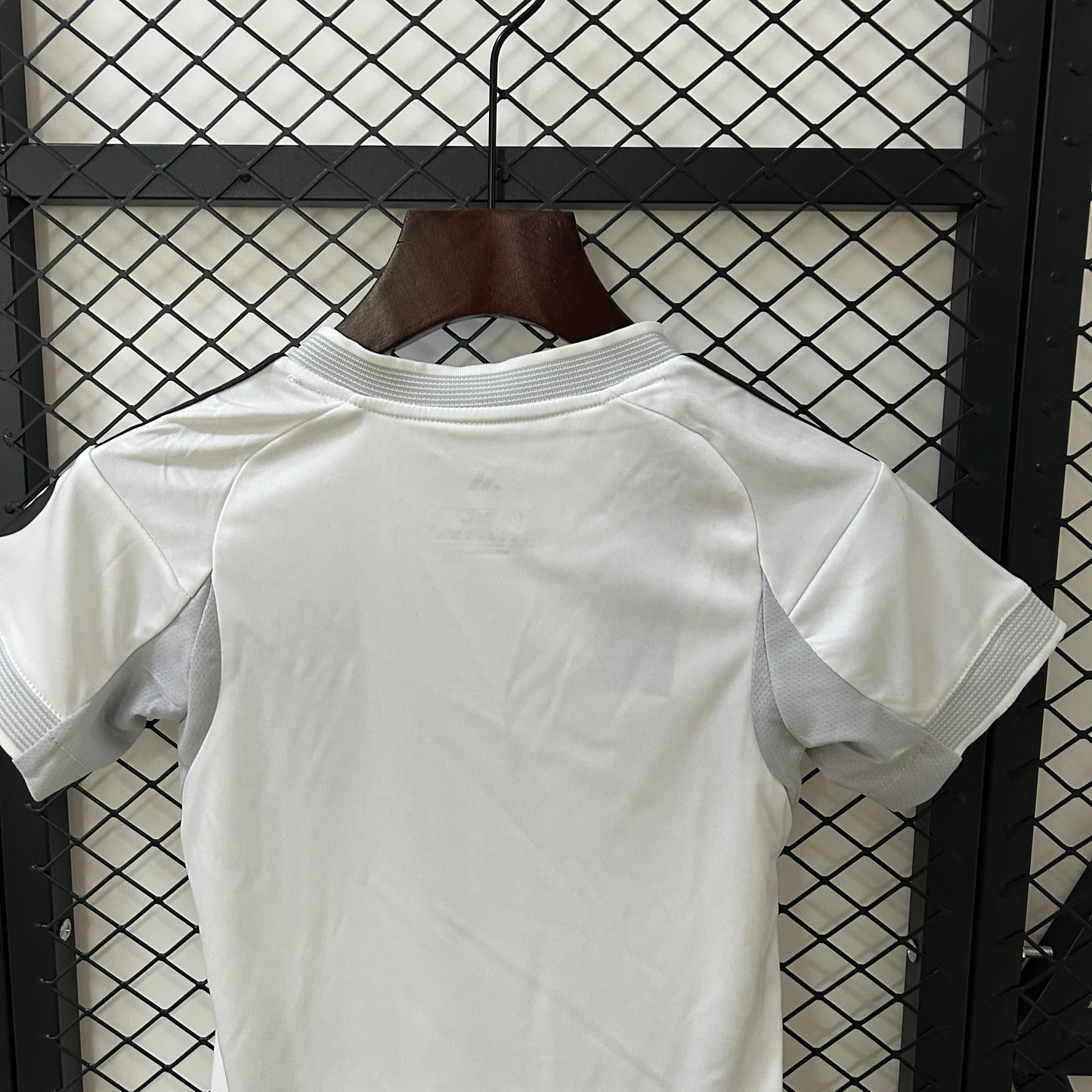 Kids  Real Madrid 2025-2026 Kit