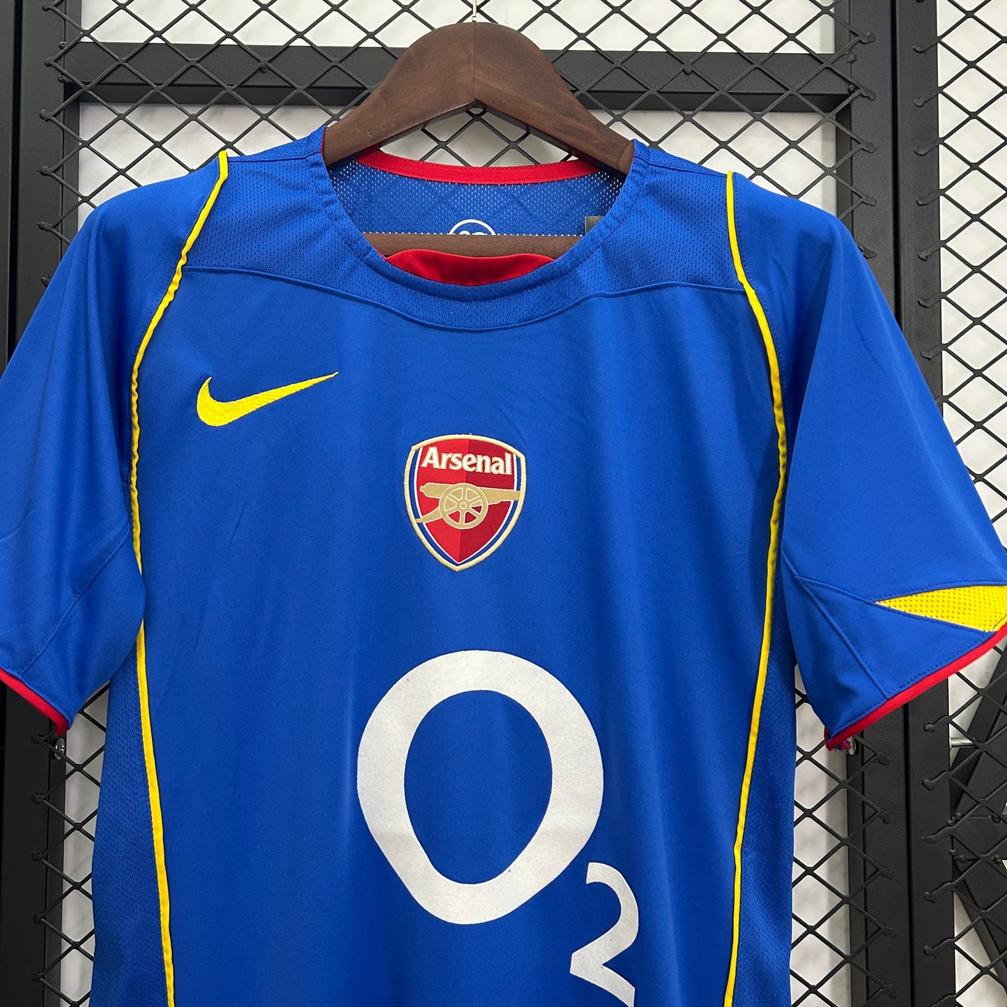 Arsenal retró away 2004-2005