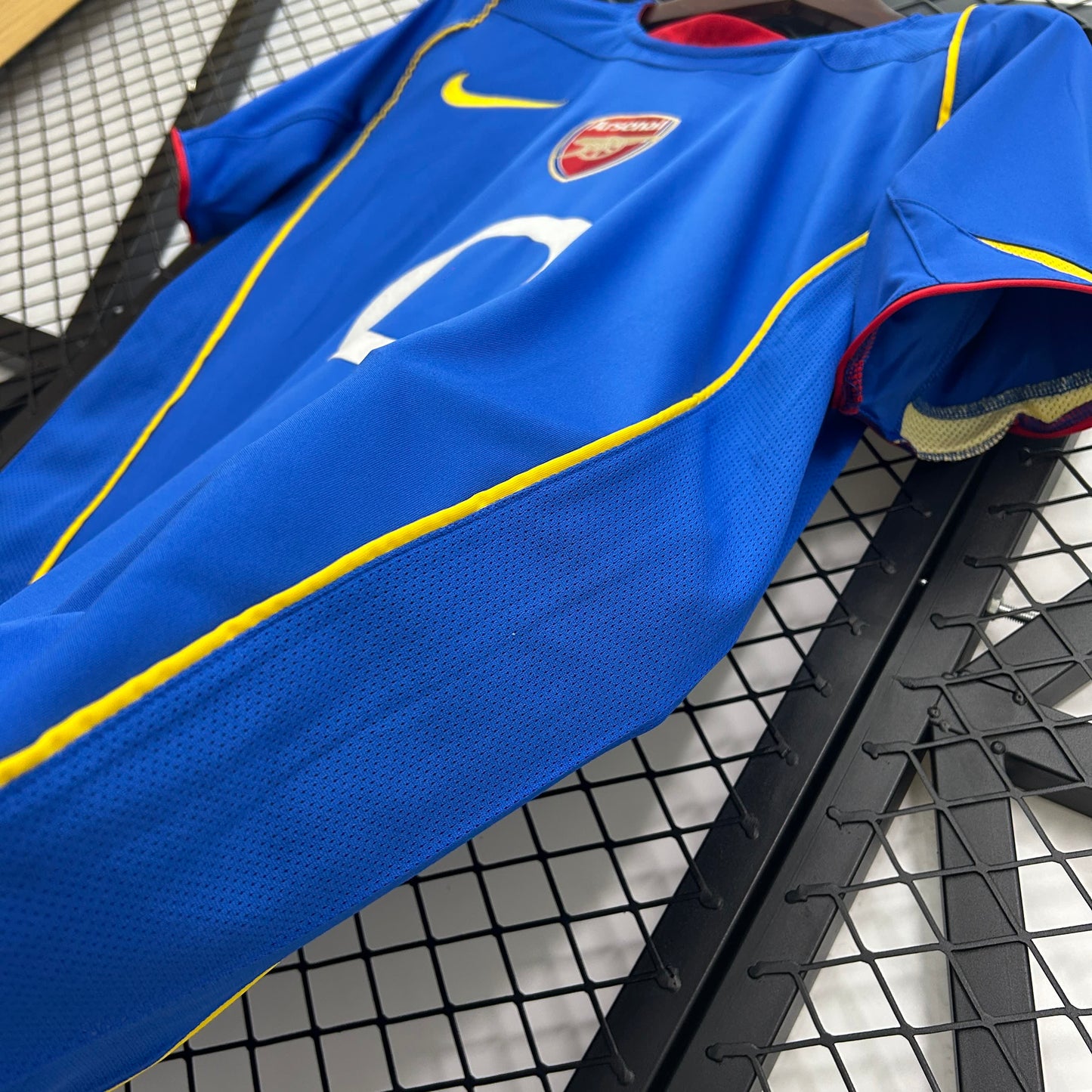 Arsenal retró away 2004-2005